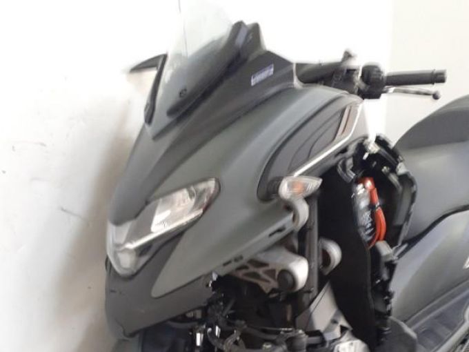 YAMAHA TRICITY 300 4