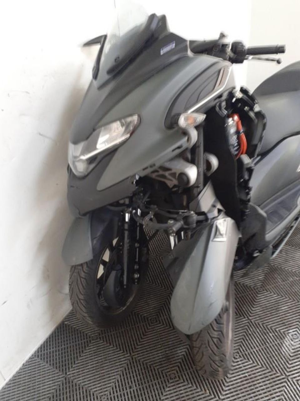 YAMAHA TRICITY 300 4