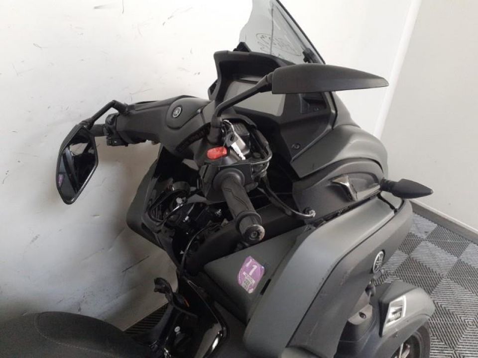 YAMAHA TRICITY 300 4