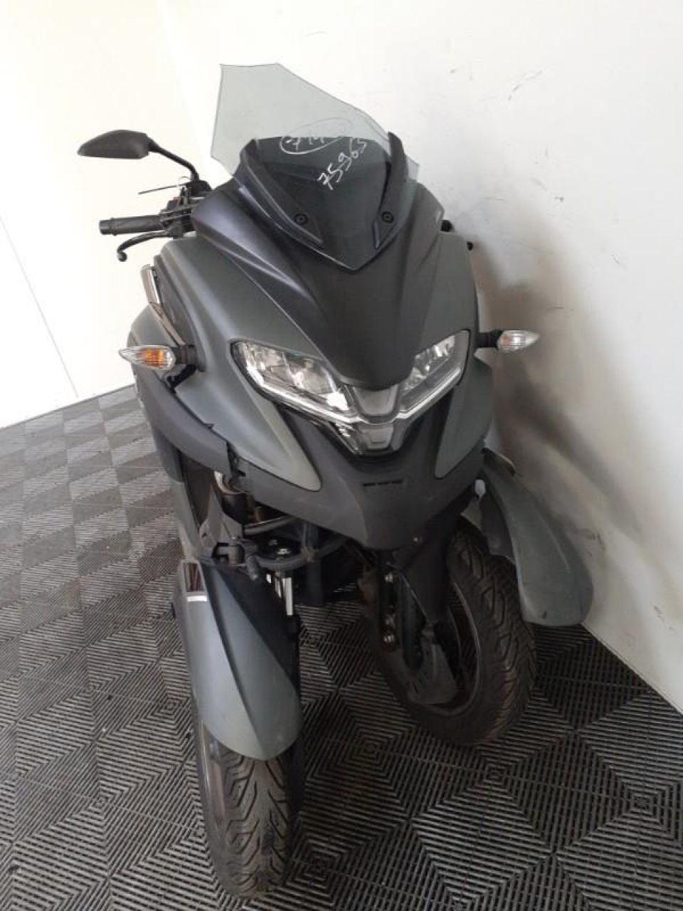 YAMAHA TRICITY 300 4