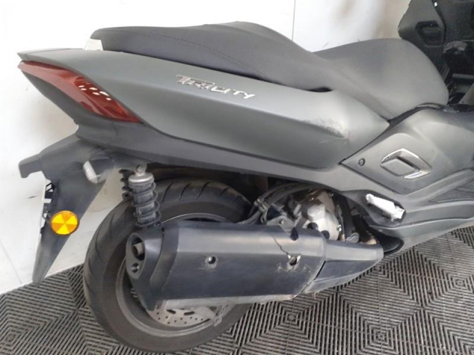 YAMAHA TRICITY 300 4