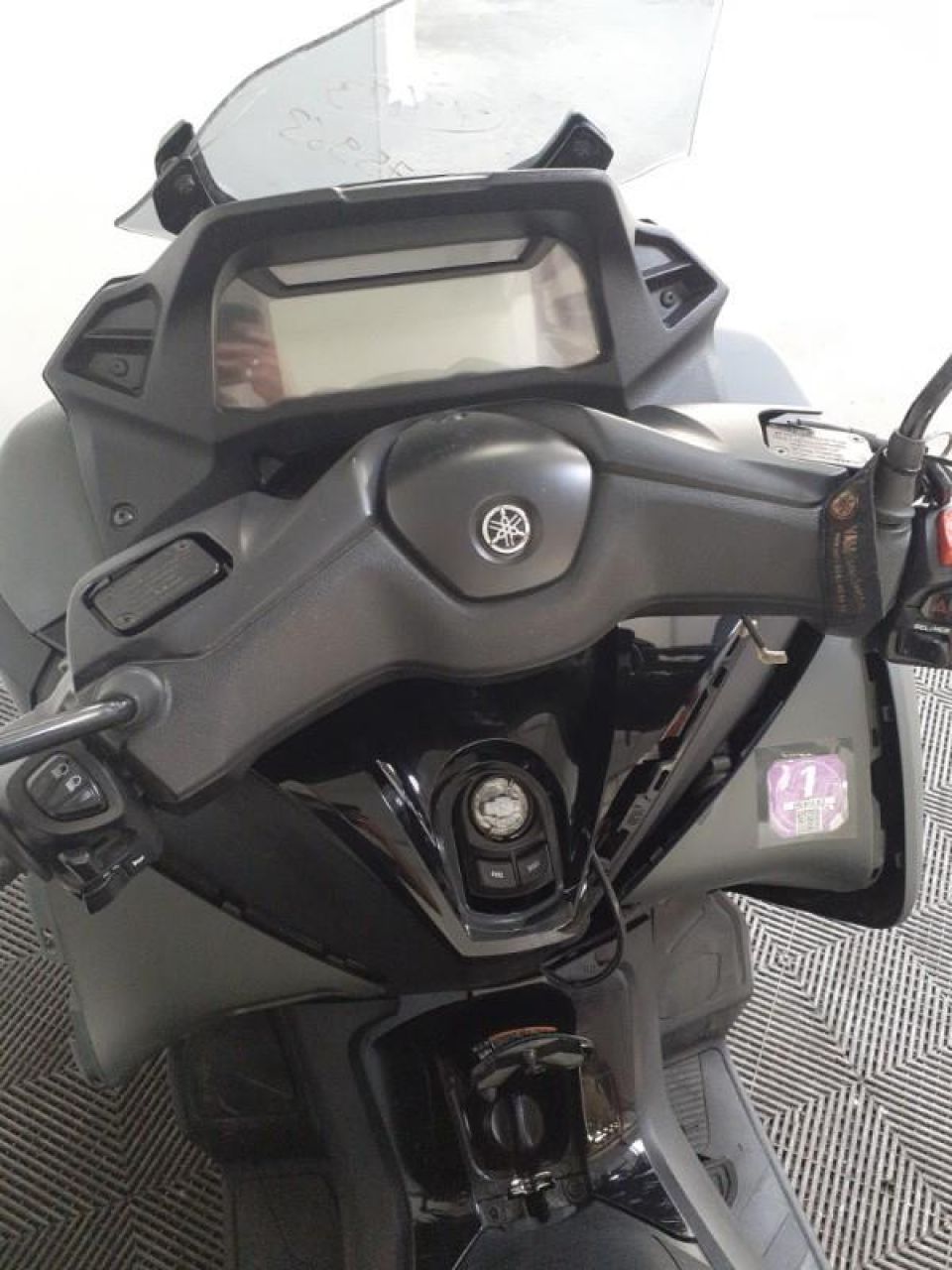 YAMAHA TRICITY 300 4