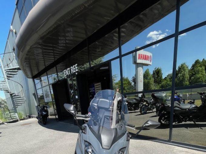 YAMAHA XP T-MAX 560 TECH MAX 4