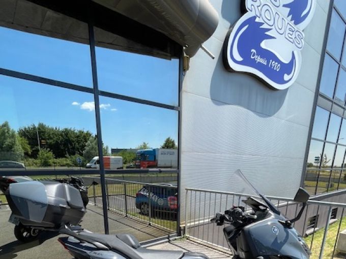 YAMAHA XP T-MAX 560 TECH MAX 4
