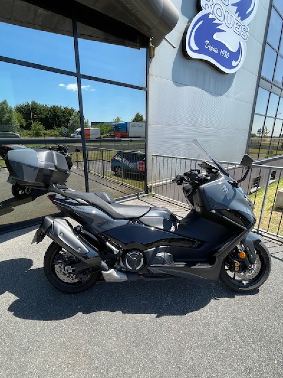 YAMAHA XP T-MAX 560 TECH MAX 4