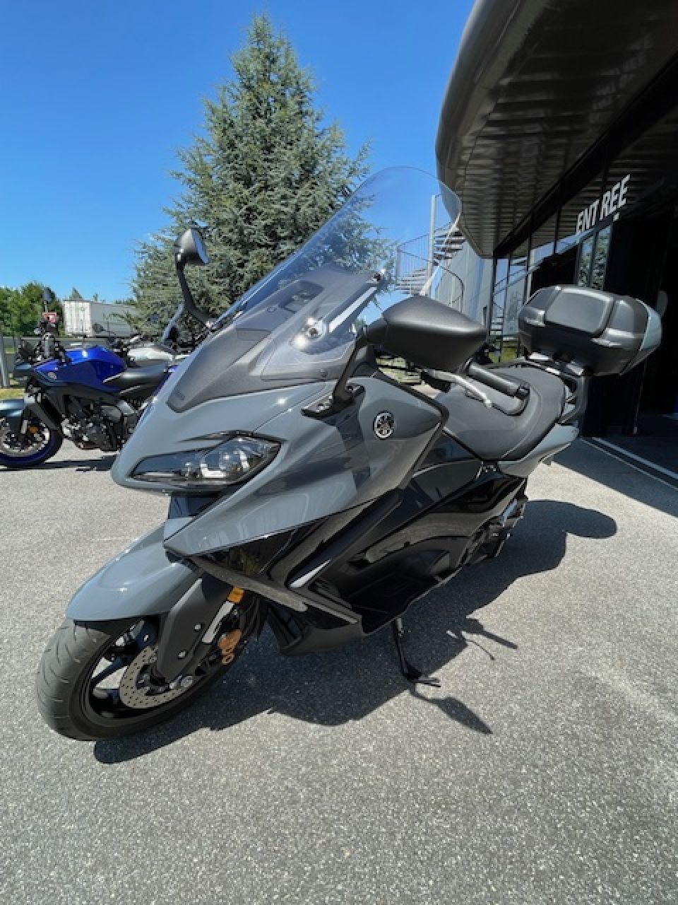 YAMAHA XP T-MAX 560 TECH MAX 4