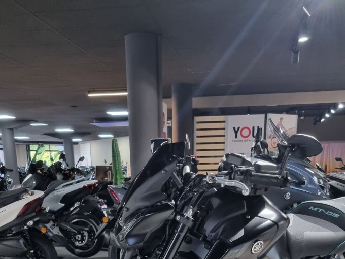 YAMAHA MT-09 35KW 4