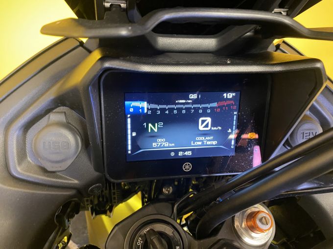 YAMAHA TRACER 7 4
