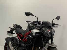 KAWASAKI Z 900 - 2025