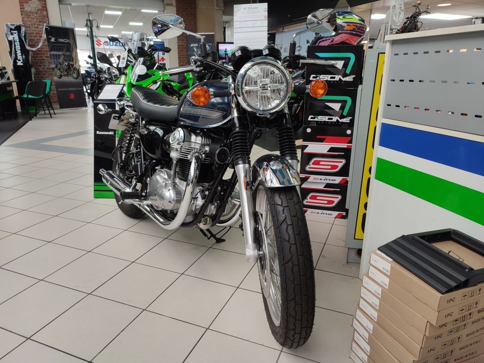 KAWASAKI W 800 4