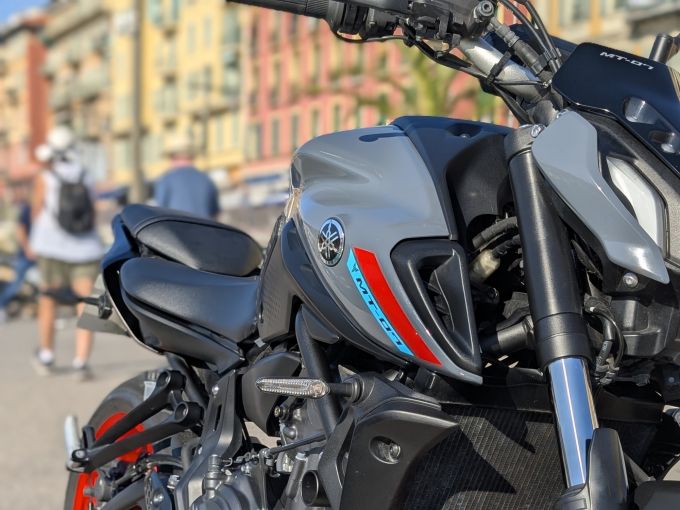 YAMAHA MT-07 4
