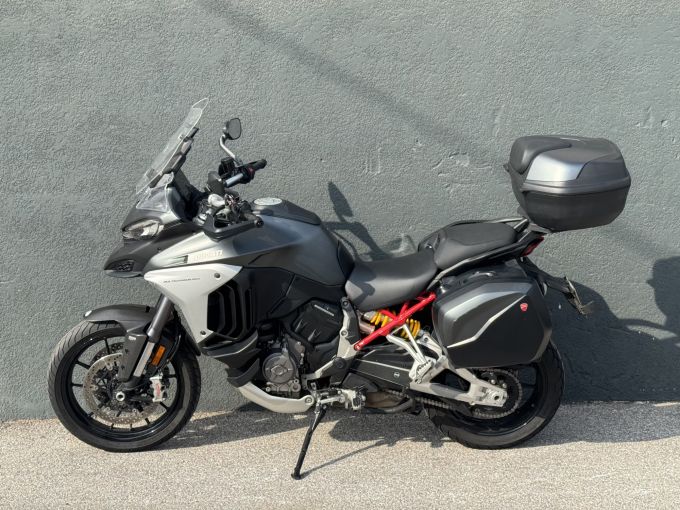 DUCATI MULTISTRADA V4 S 4