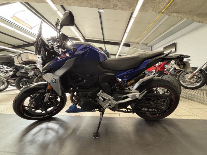 BMW F 900 R 4