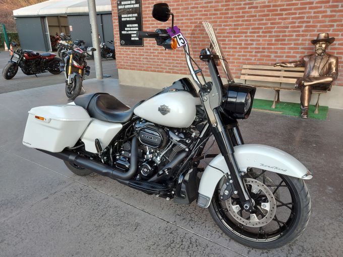HARLEY-DAVIDSON TOURING ROAD KING 1868 SPECIAL 4