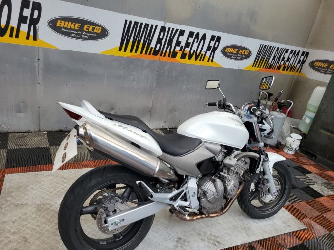 HONDA CB 600 F HORNET 4