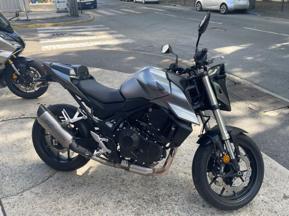 HONDA CB750 HORNET 4