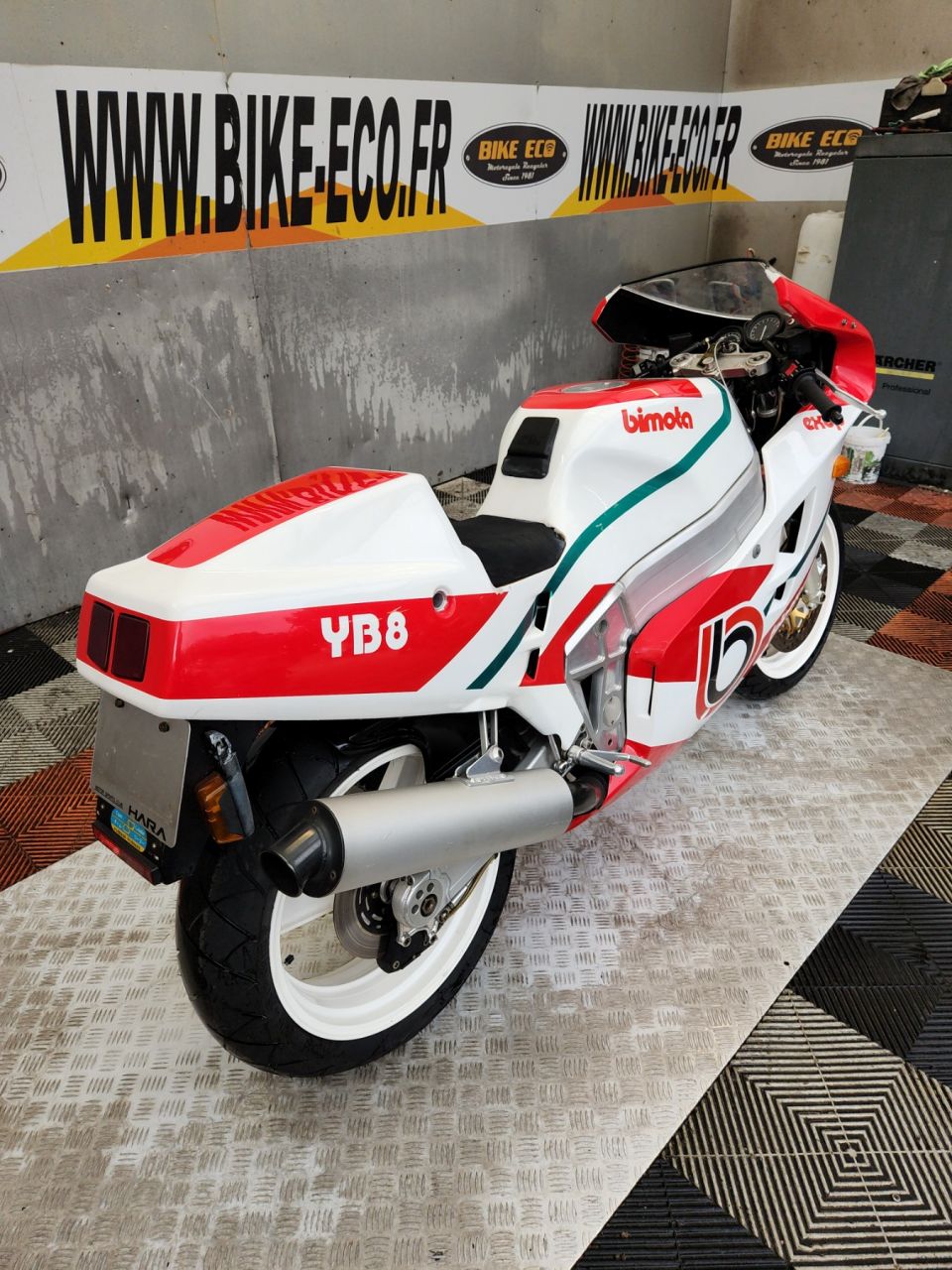 BIMOTA YB8 4