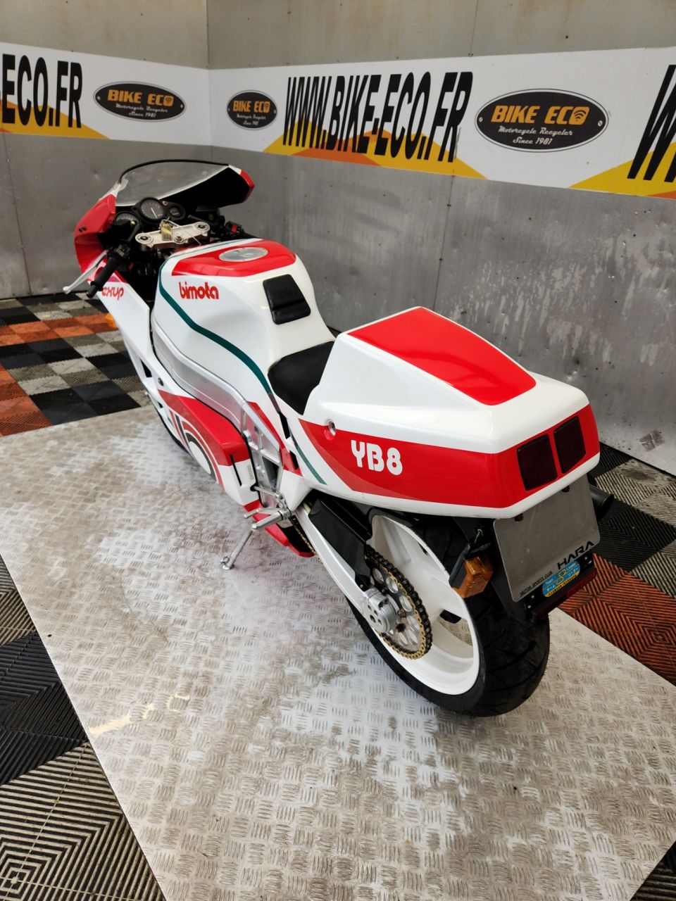 BIMOTA YB8 4