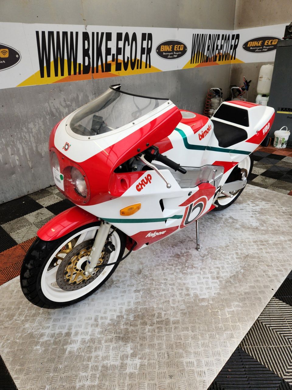 BIMOTA YB8 4