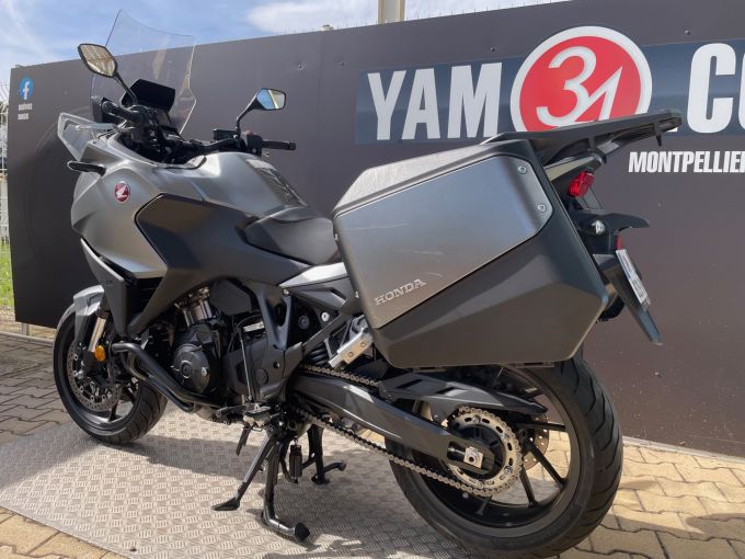 HONDA NT 1100 4