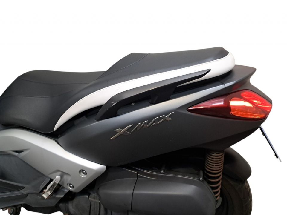YAMAHA X-MAX 125 4