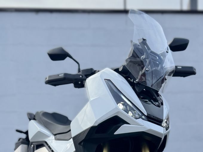 HONDA X-ADV 4
