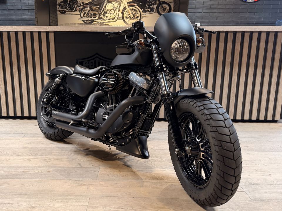 HARLEY-DAVIDSON SPORTSTER FORTY-EIGHT 1200 4