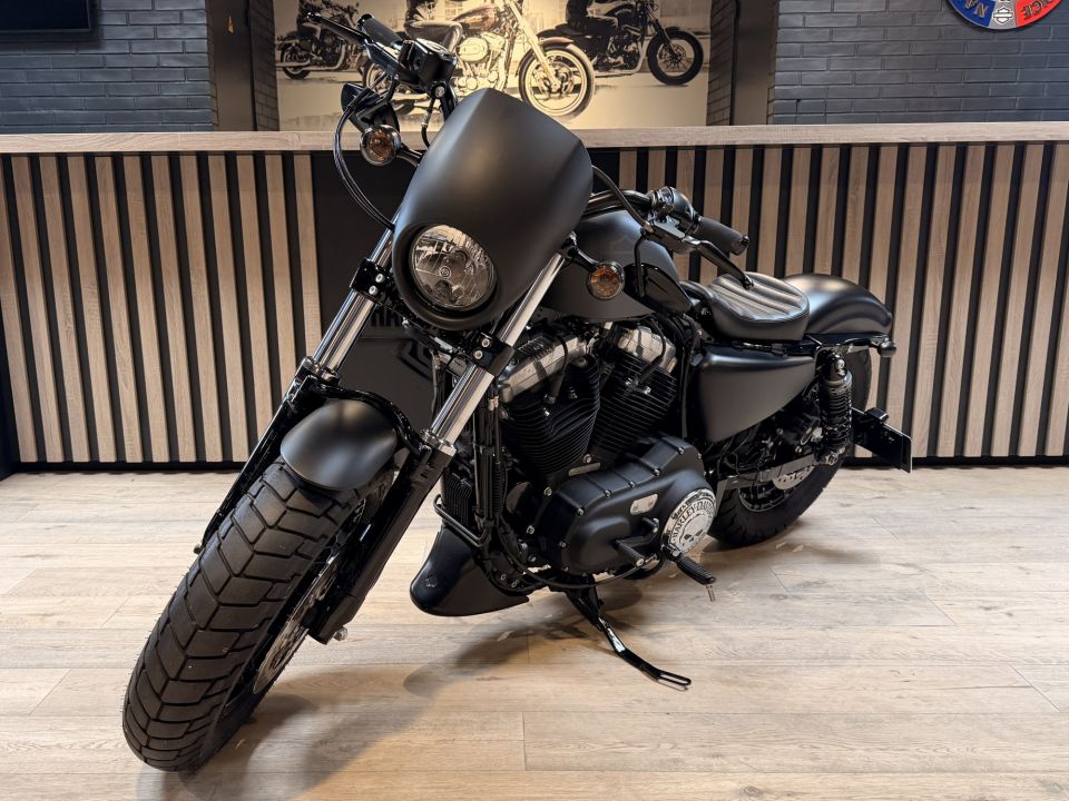 HARLEY-DAVIDSON SPORTSTER FORTY-EIGHT 1200 4