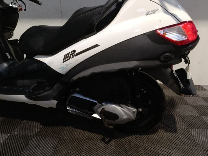 PIAGGIO MP3 300 LT 4
