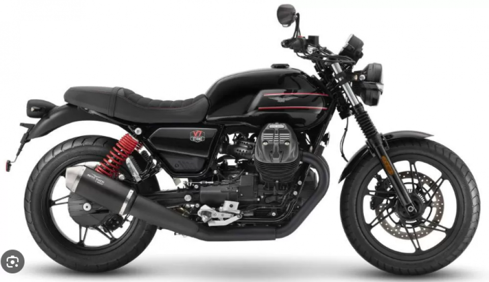 MOTO GUZZI V7 4