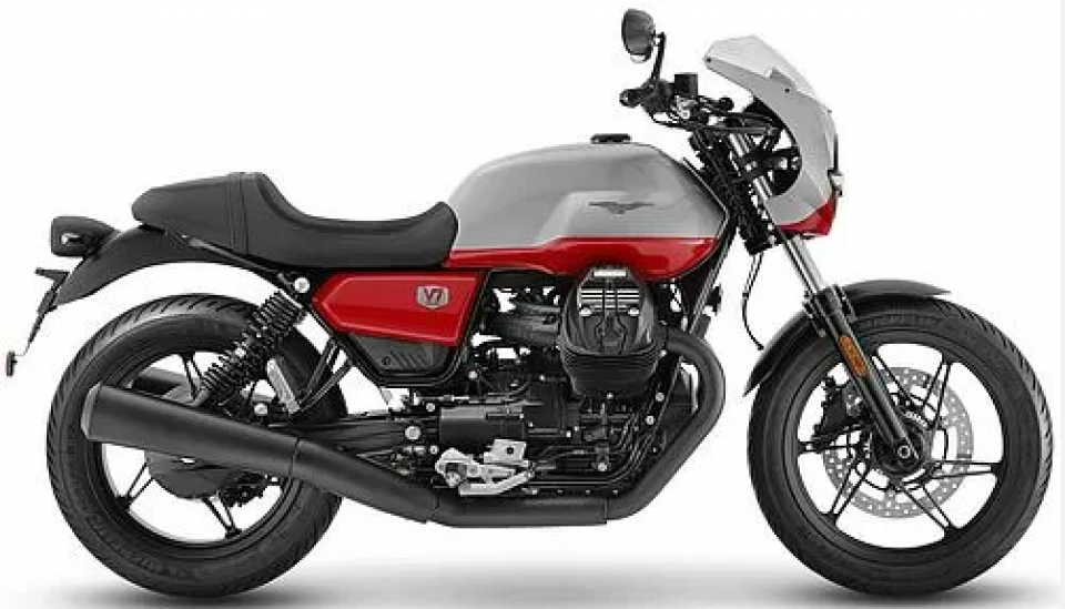 MOTO GUZZI V7 4