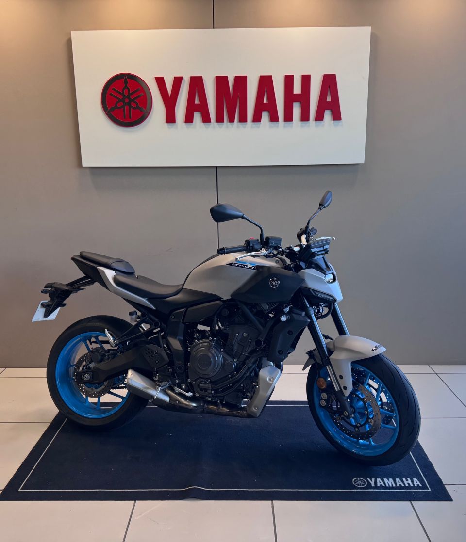 YAMAHA MT-07 PURE 35KW 4
