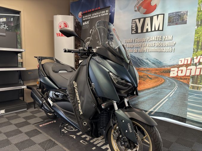 YAMAHA XMAX 300 4