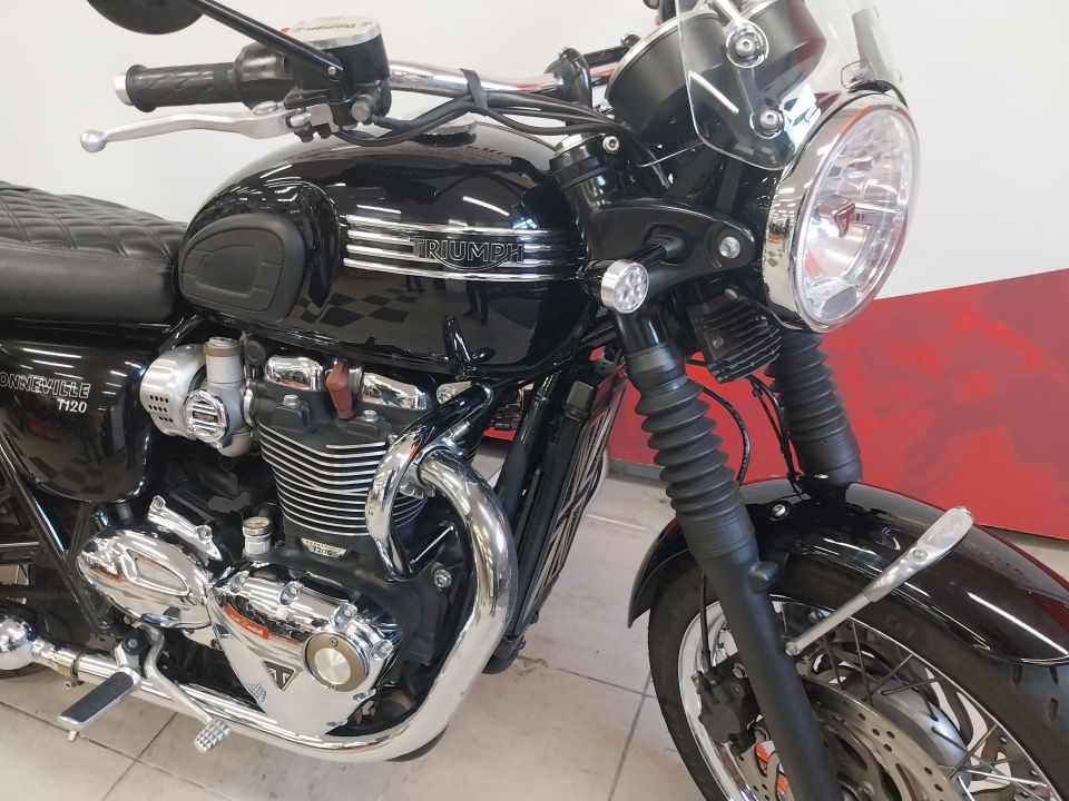 TRIUMPH BONNEVILLE T120  ABS NOMBREUSES OPTIONS 4
