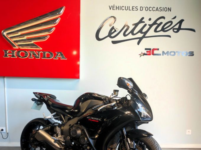 HONDA CBR1000RR FIREBLADE ABS 4