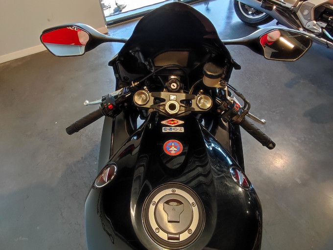 HONDA CBR1000RR FIREBLADE ABS 4