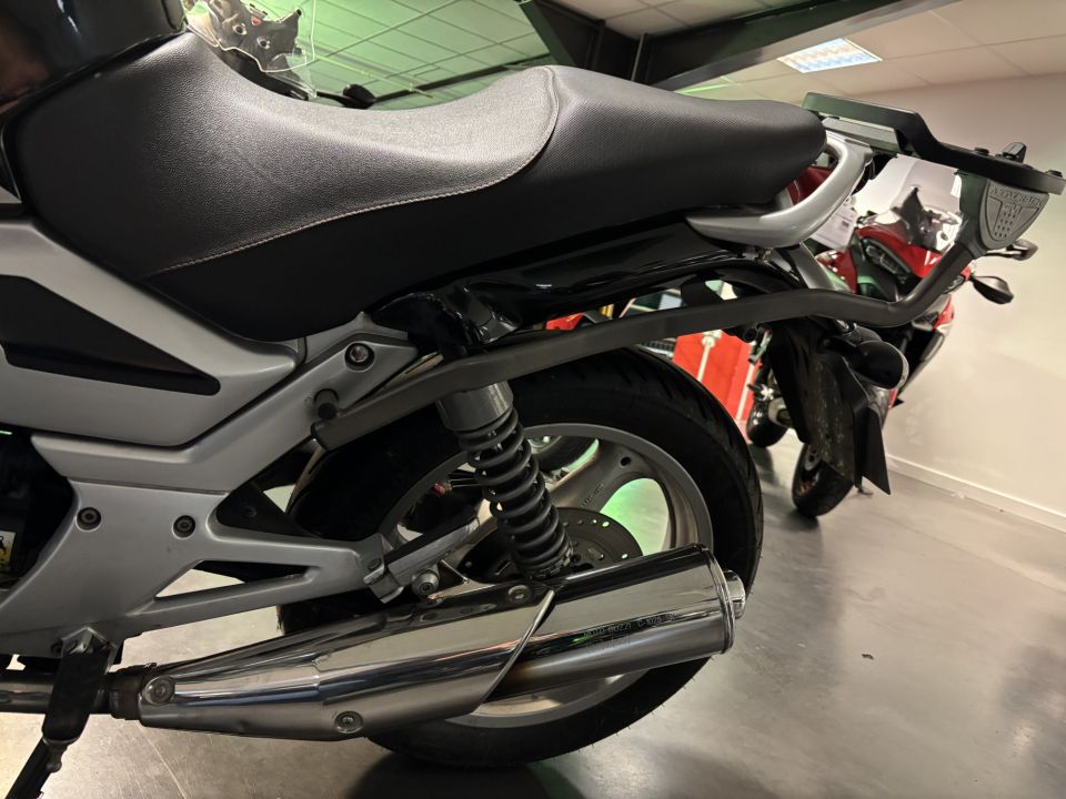 MOTO GUZZI BREVA 750 IE 4