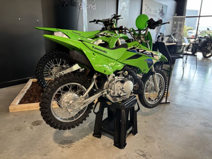 KAWASAKI KLX 110 4