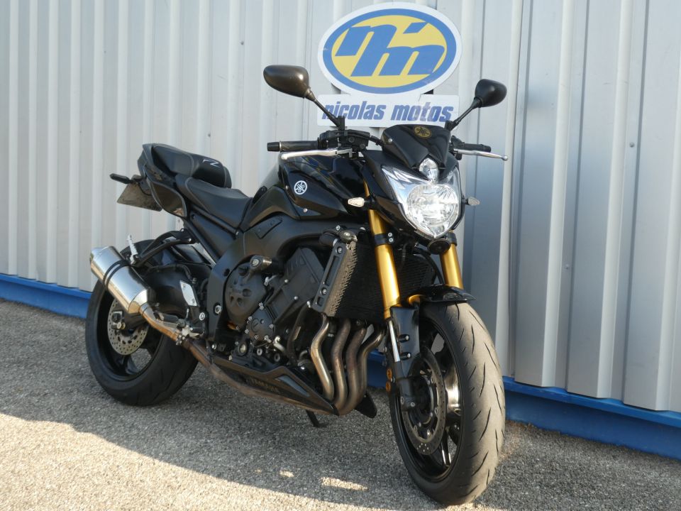 YAMAHA FZ8 4