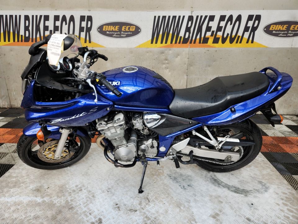 SUZUKI GSF 600 BANDIT 4