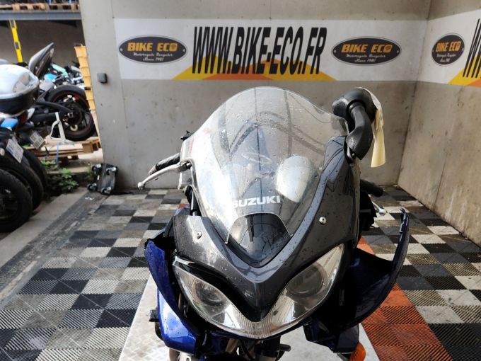 SUZUKI GSF 600 BANDIT 4