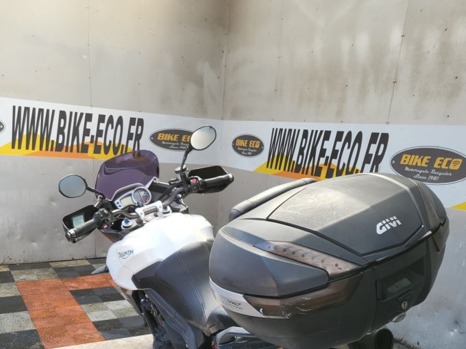 TRIUMPH TIGER 1050 4