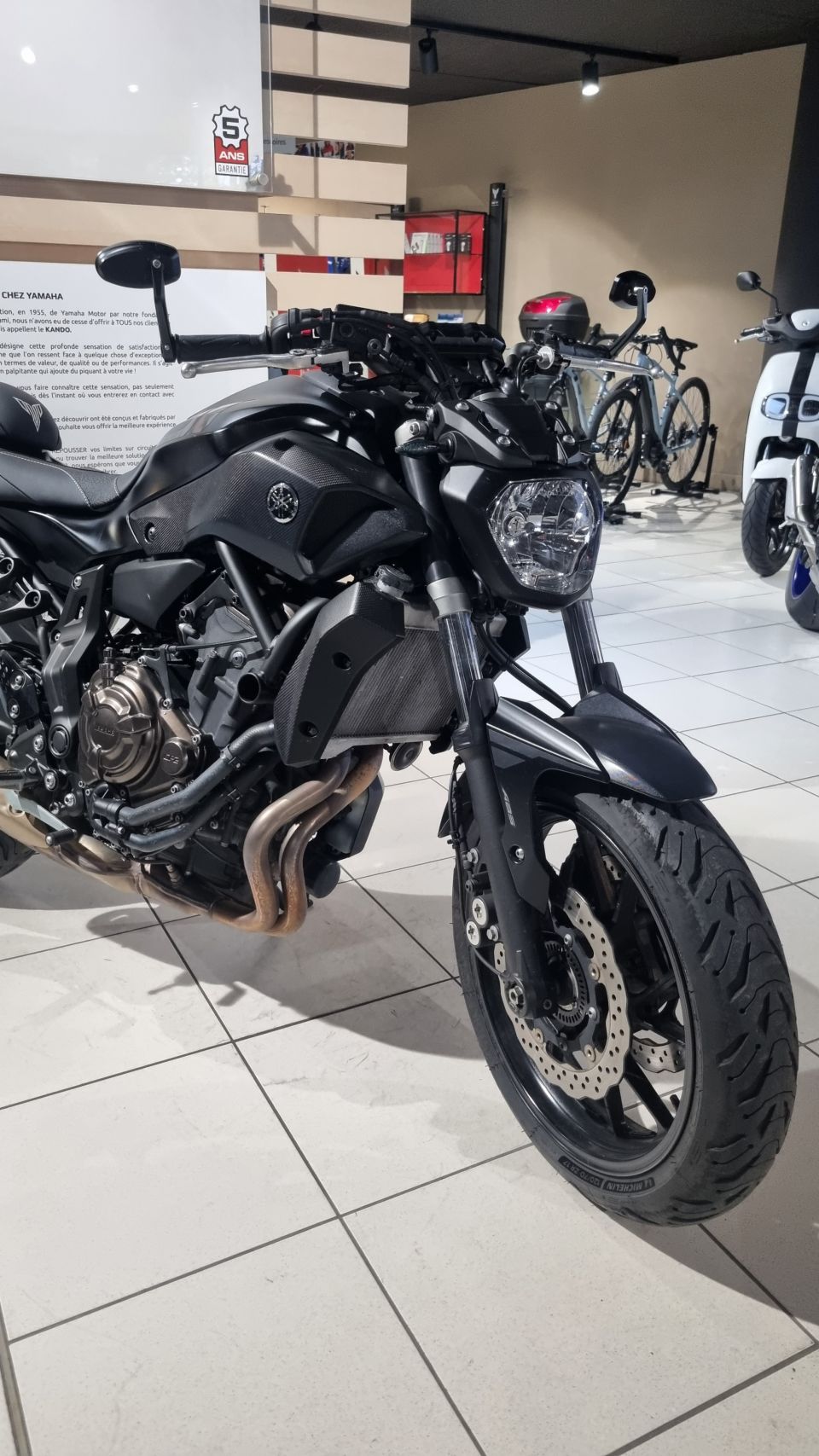 YAMAHA MT-07 (47.5CV) 4