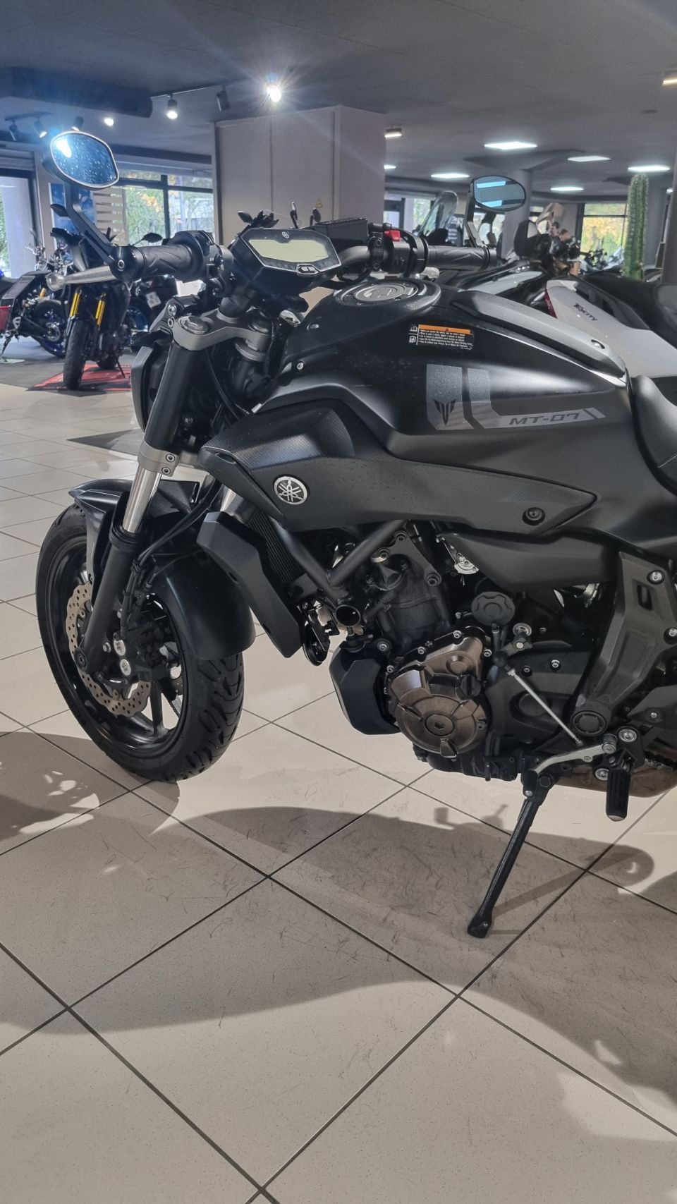 YAMAHA MT-07 (47.5CV) 4