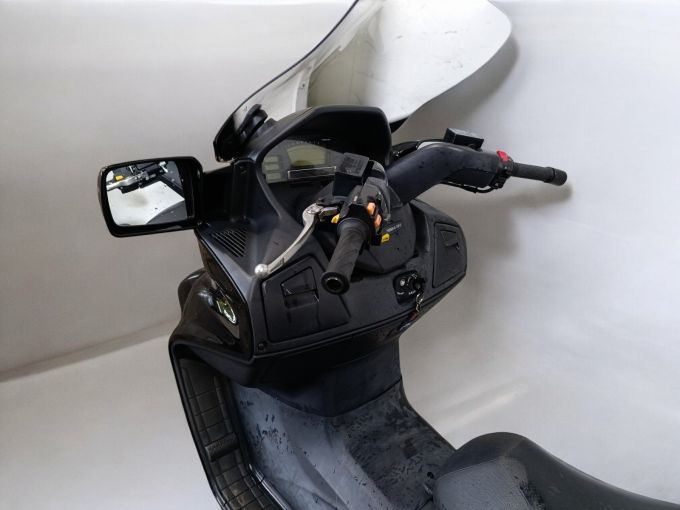 SUZUKI AN 650 BURGMAN 4