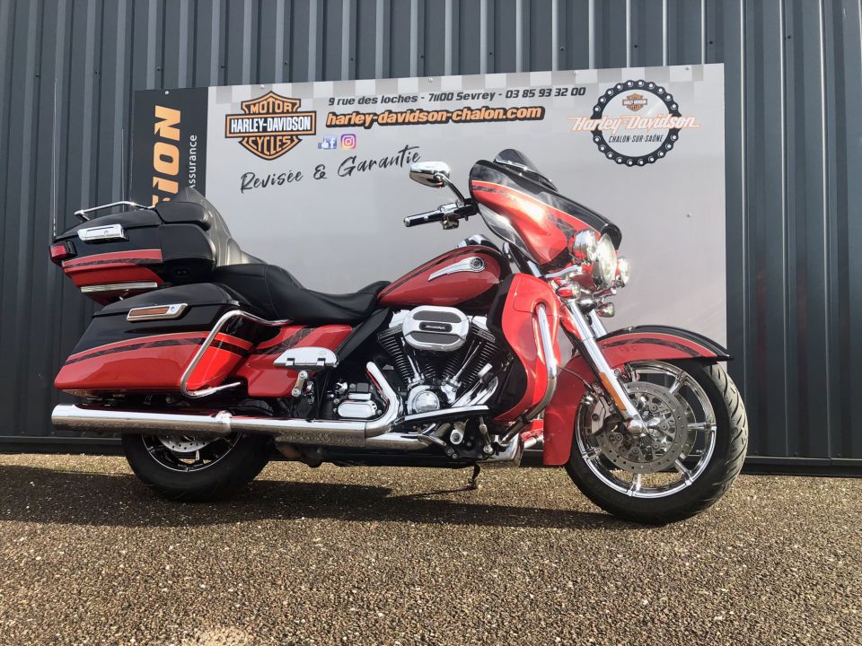 HARLEY-DAVIDSON TOURING ELECTRA GLIDE 1800 ULTRA LIMITED CVO 4