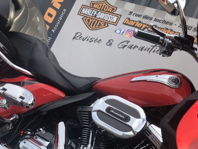 HARLEY-DAVIDSON TOURING ELECTRA GLIDE 1800 ULTRA LIMITED CVO 4