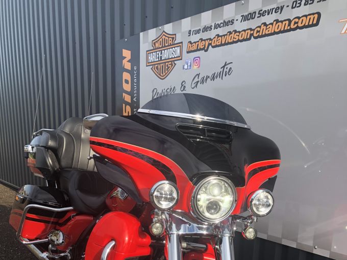 HARLEY-DAVIDSON TOURING ELECTRA GLIDE 1800 ULTRA LIMITED CVO 4