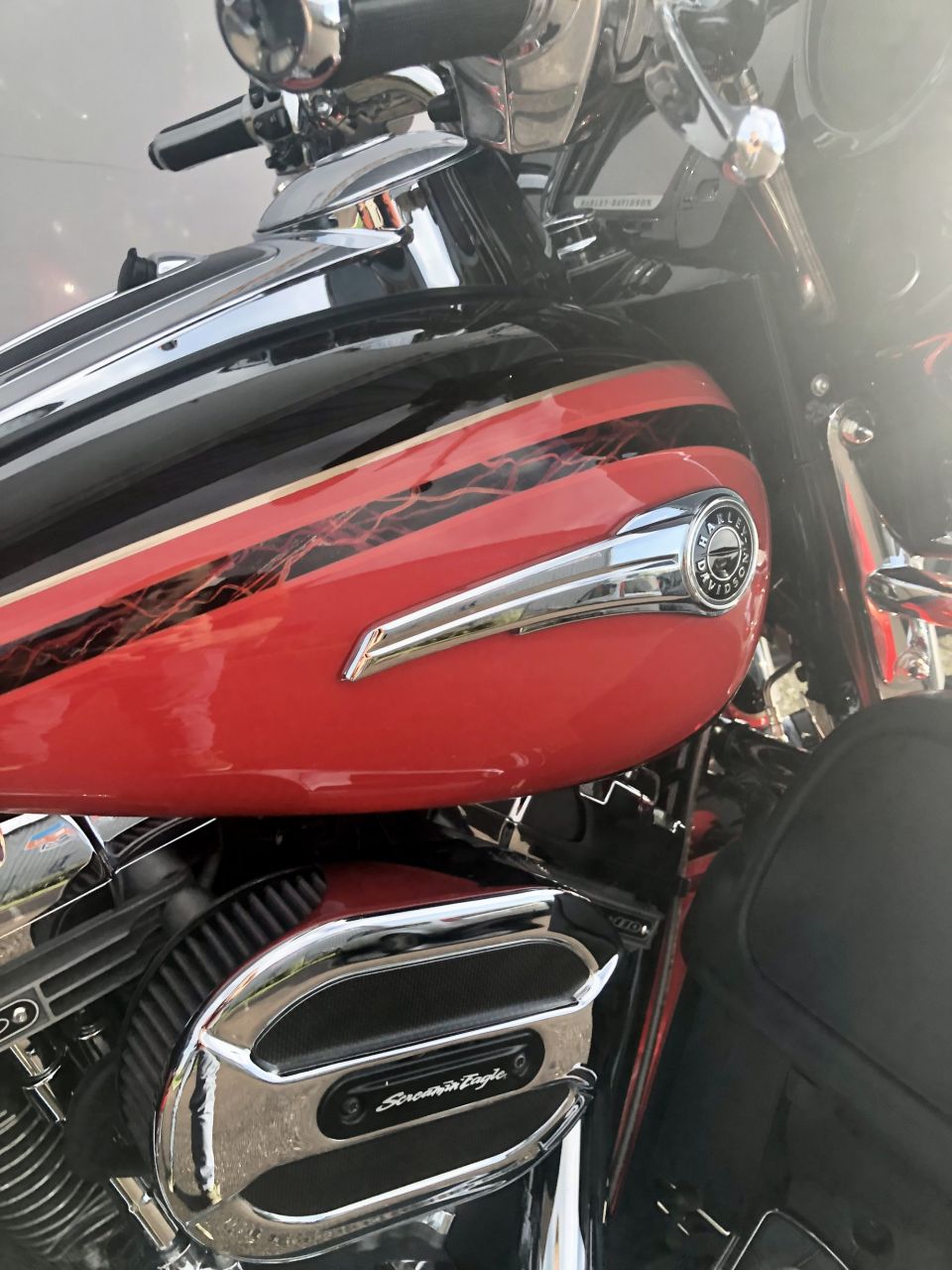 HARLEY-DAVIDSON TOURING ELECTRA GLIDE 1800 ULTRA LIMITED CVO 4