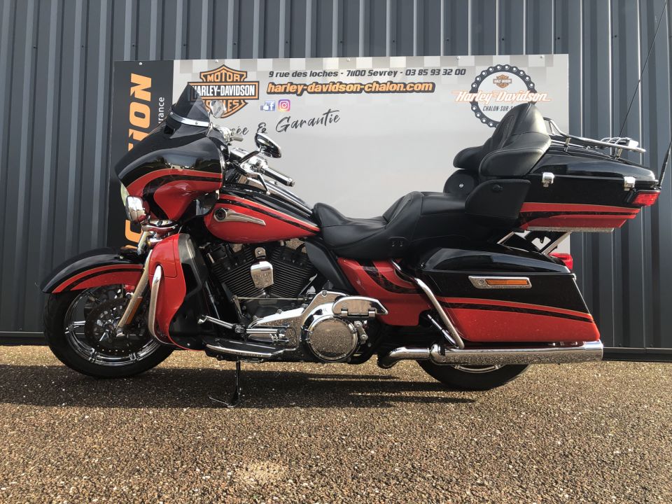 HARLEY-DAVIDSON TOURING ELECTRA GLIDE 1800 ULTRA LIMITED CVO 4
